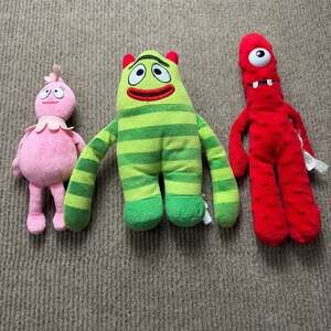 Yo Gabba Gabba plush Muno Brobee & Foofa Lot of 3